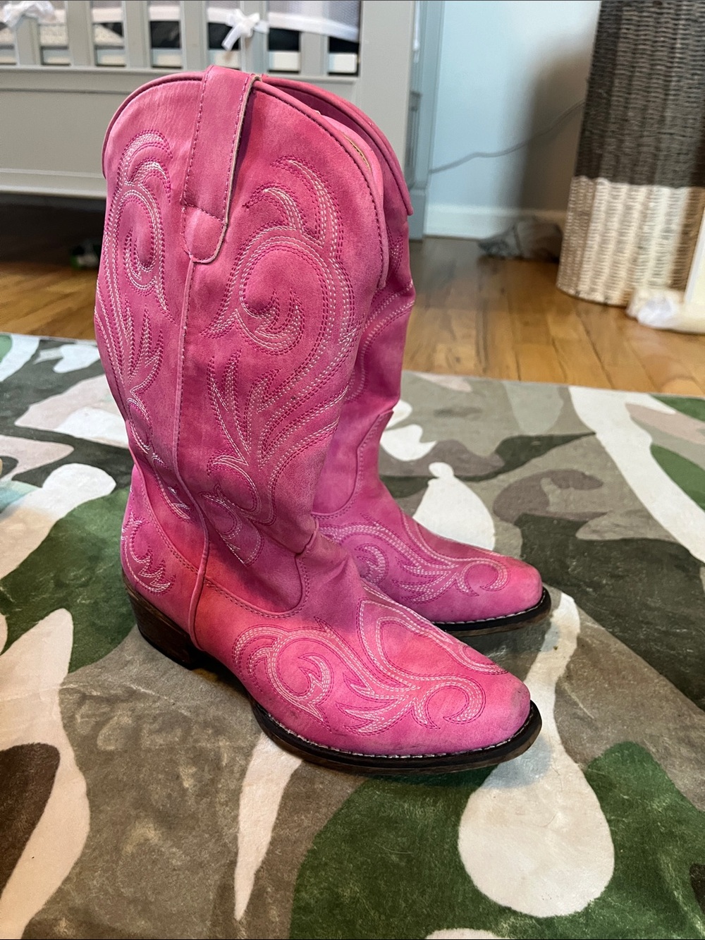 Roper Pink Embroidered Western Lace-Up Boots